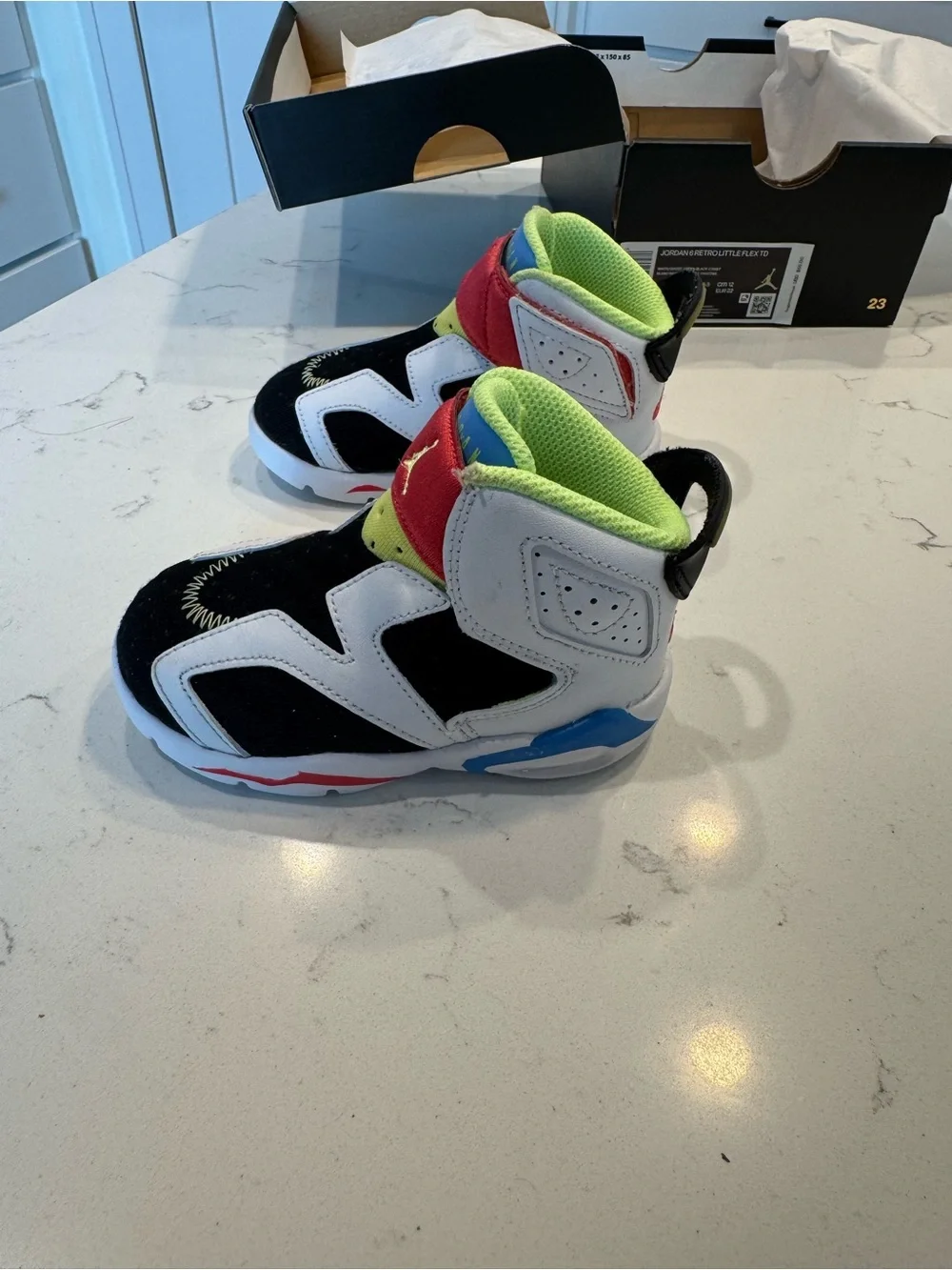 Air Jordan 6 Retro Little Flex Toddlers Size 6C Sneakers Multi White CT4417-103